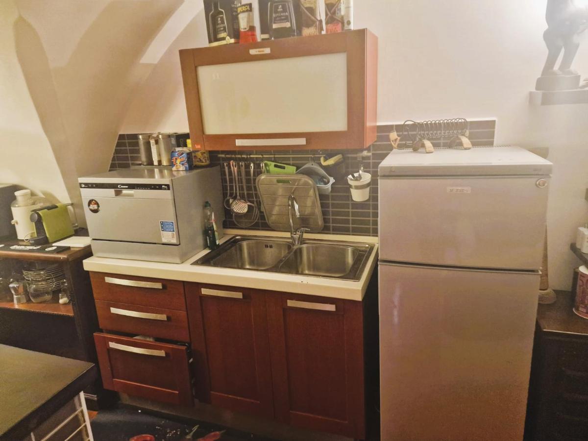 Visconti Loft House 164 Apartment Bari Bagian luar foto
